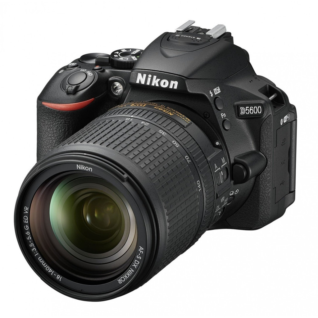 Цифровий фотоапарат Nikon D5600 AF-P 18-140 Kit (VBA500K002)